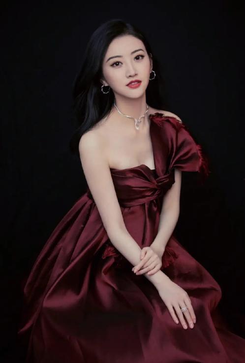 景甜节目爆料视频播放,揭秘幕后的精彩瞬间 第2张 景甜节目爆料视频播放,揭秘幕后的精彩瞬间 第2张