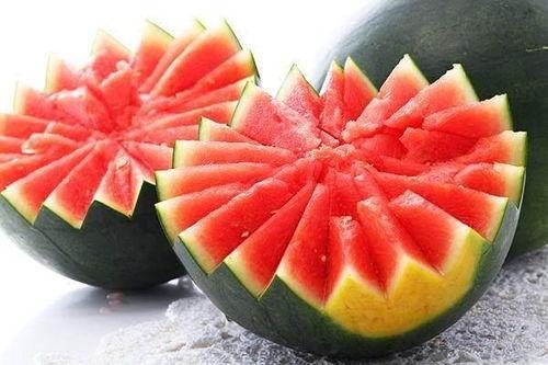 吃瓜十八第3集免费观看,揭秘剧情高潮,免费观看抢先看 第2张 吃瓜十八第3集免费观看,揭秘剧情高潮,免费观看抢先看 第2张