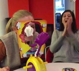 冲哥爆料玩偶视频,玩偶视频背后的精彩故事  第3张